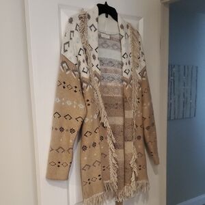 Lucky Brand Cream and Brown Aztec Knit Shawl